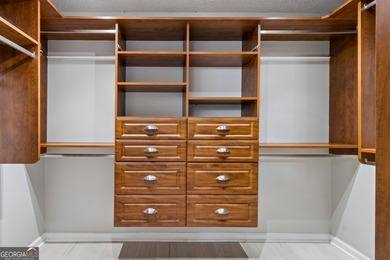 Located in popular neighborhood just minutes from Kings Bay - photo 7