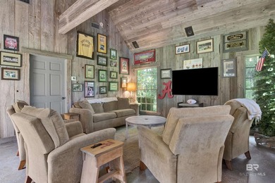 Located in the Montrose area of Fairhope. This one-of-a-kind - photo 16