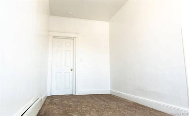 Large three family investment property. Two of the units are - photo 16