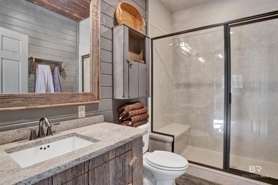Located in the Montrose area of Fairhope. This one-of-a-kind - photo 17