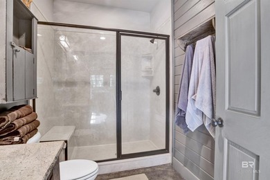 Located in the Montrose area of Fairhope. This one-of-a-kind - photo 19