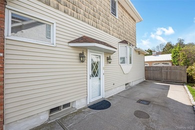 Welcome to this charming Colonial style home in Baldwin offering - photo 24