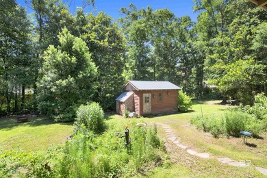 Located in the Montrose area of Fairhope. This one-of-a-kind - photo 25