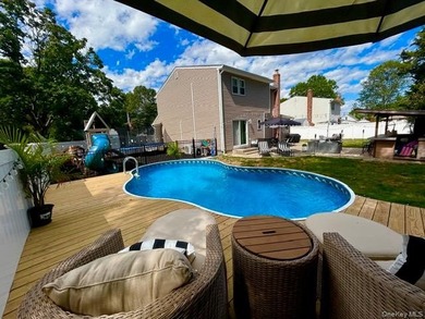 Don't wait to make this beautiful colonial your forever home - photo 33
