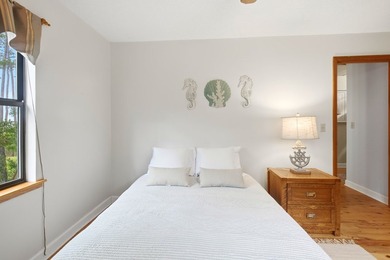 Introducing Bayshore Retreat - a rare 1.4-acre bayfront - photo 34