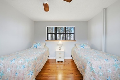 Introducing Bayshore Retreat - a rare 1.4-acre bayfront - photo 39