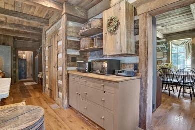 Located in the Montrose area of Fairhope. This one-of-a-kind - photo 42