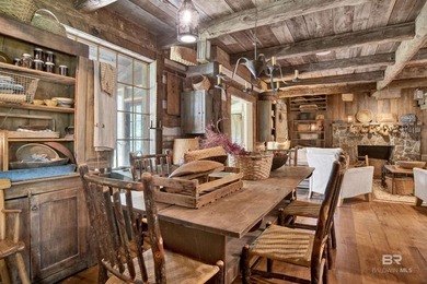 Located in the Montrose area of Fairhope. This one-of-a-kind - photo 45