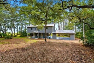 Introducing Bayshore Retreat - a rare 1.4-acre bayfront - photo 46
