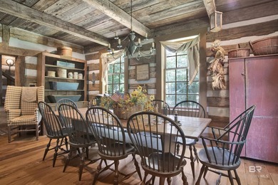 Located in the Montrose area of Fairhope. This one-of-a-kind - photo 47
