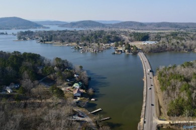 Lake Acreage For Sale in Ohatchee, Alabama