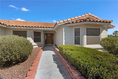 CUSTOM HOME! 3-CAR GARAGE, NO HOA, AND ROOM FOR ALL YOUR TOYS on - photo 4