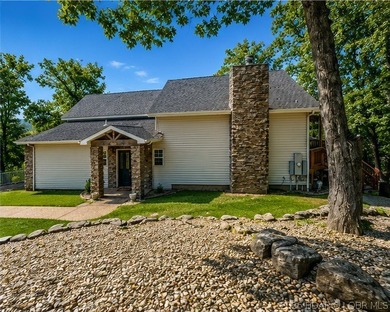 6835 Saint Tropez Circle in Osage Beach offers inviting Lake of - photo 4