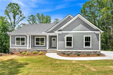 Lake Home For Sale in West Union, South Carolina