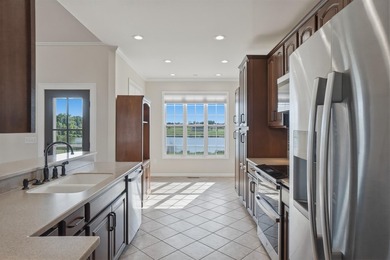 Welcome to 105 N Stallion Drive, where peaceful lakefront living - photo 14