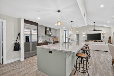 Renovated and ready to move in. This property has it all, open - photo 18