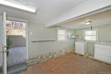 Discover rustic charm and modern comfort in this beautifully - photo 26