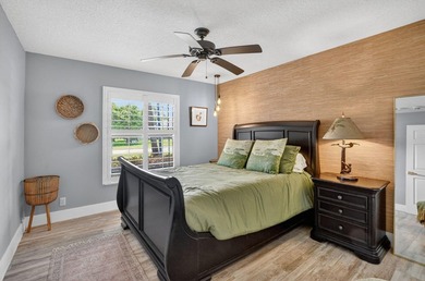 Renovated and ready to move in. This property has it all, open - photo 30