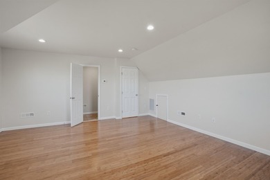 Welcome to 105 N Stallion Drive, where peaceful lakefront living - photo 39