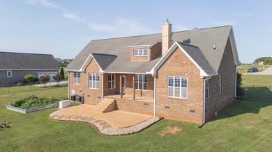Welcome to 105 N Stallion Drive, where peaceful lakefront living - photo 46