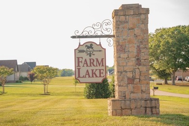 Welcome to 105 N Stallion Drive, where peaceful lakefront living - photo 50