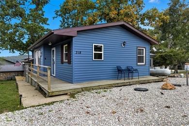 Lake living without the waterfront price! Welcome to this - photo 1