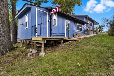 Lake living without the waterfront price! Welcome to this - photo 2