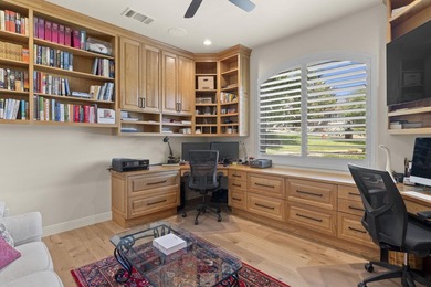 Experience refined luxury living in this exceptional golf course - photo 13