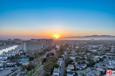 Welcome to the crown jewel of Marina Pointe Drive! An - photo 21