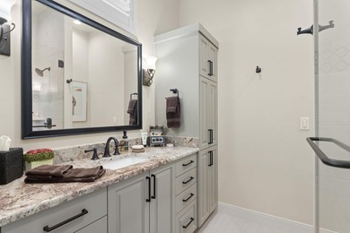 Experience refined luxury living in this exceptional golf course - photo 23