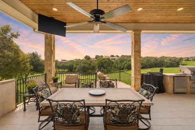 Experience refined luxury living in this exceptional golf course - photo 26