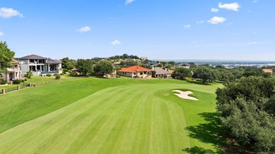 Experience refined luxury living in this exceptional golf course - photo 32