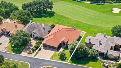 Experience refined luxury living in this exceptional golf course - photo 38
