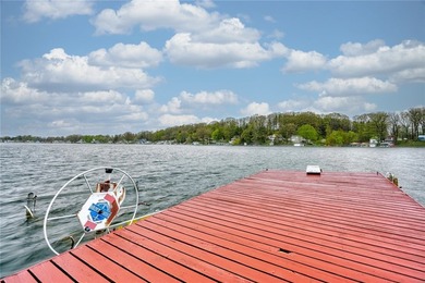 Tucked into the hillside, this awesome lakefront home offers so - photo 45
