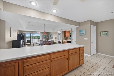 Life at Lake of the Ozarks is calling with this Gorgeous Condo - photo 5