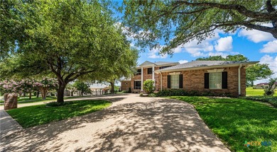 Benefitting from a distinctive, high-end remodel, this fabulous - photo 2