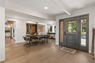 Welcome to a spectacular lakefront estate with sweeping views - photo 19