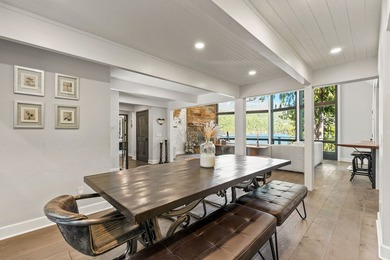 Welcome to a spectacular lakefront estate with sweeping views - photo 22
