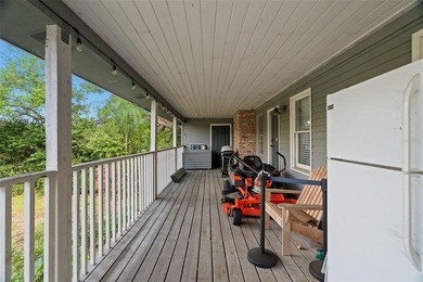 Opportunities like this don't come around often in Palm Harbor. - photo 8