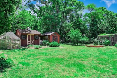 Welcome to this beautifully maintained 4-bedroom, 2.5-bath - photo 29