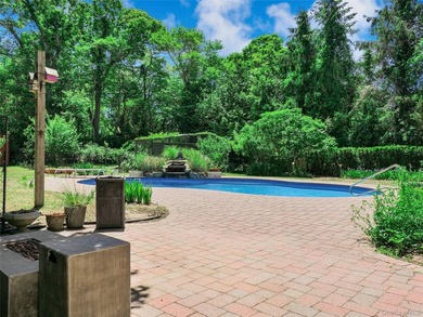 Welcome to this beautifully maintained 4-bedroom, 2.5-bath - photo 33