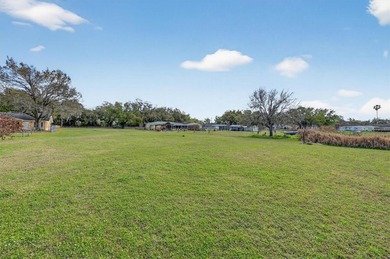 Lakefront homesite with 70 FEET OF LAKEFRONTAGE on BEAUTIFUL - photo 4