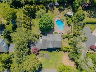 Welcome to this beautifully maintained 4-bedroom, 2.5-bath - photo 38