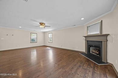 Welcome to 127 Trailwood Drive! If you've been looking for a - photo 9