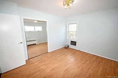Spacious 4-Bedroom, 2-Bath Home in the Heart of Wantagh Welcome - photo 13