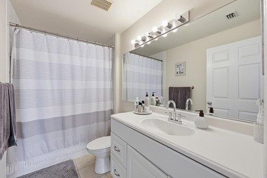 Freshly Updated and Move-In Ready in the beautiful Montecito! - photo 13