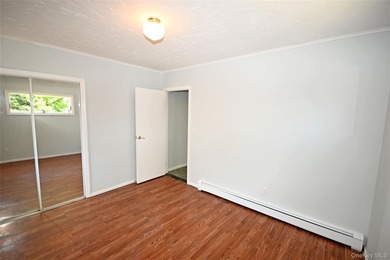 Spacious 4-Bedroom, 2-Bath Home in the Heart of Wantagh Welcome - photo 20