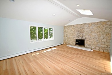 Spacious 4-Bedroom, 2-Bath Home in the Heart of Wantagh Welcome - photo 27