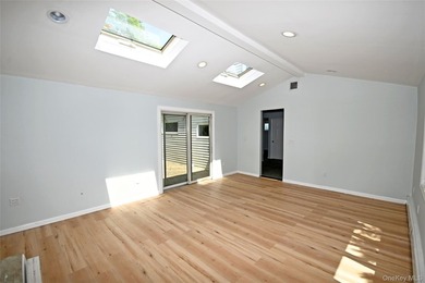 Spacious 4-Bedroom, 2-Bath Home in the Heart of Wantagh Welcome - photo 30