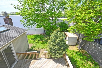 Spacious 4-Bedroom, 2-Bath Home in the Heart of Wantagh Welcome - photo 32